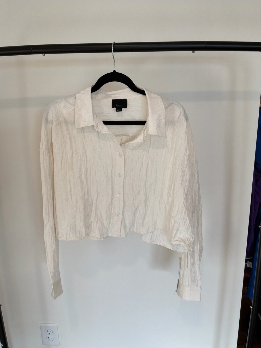 Cream Crinkle Button-Down Crop blouse
